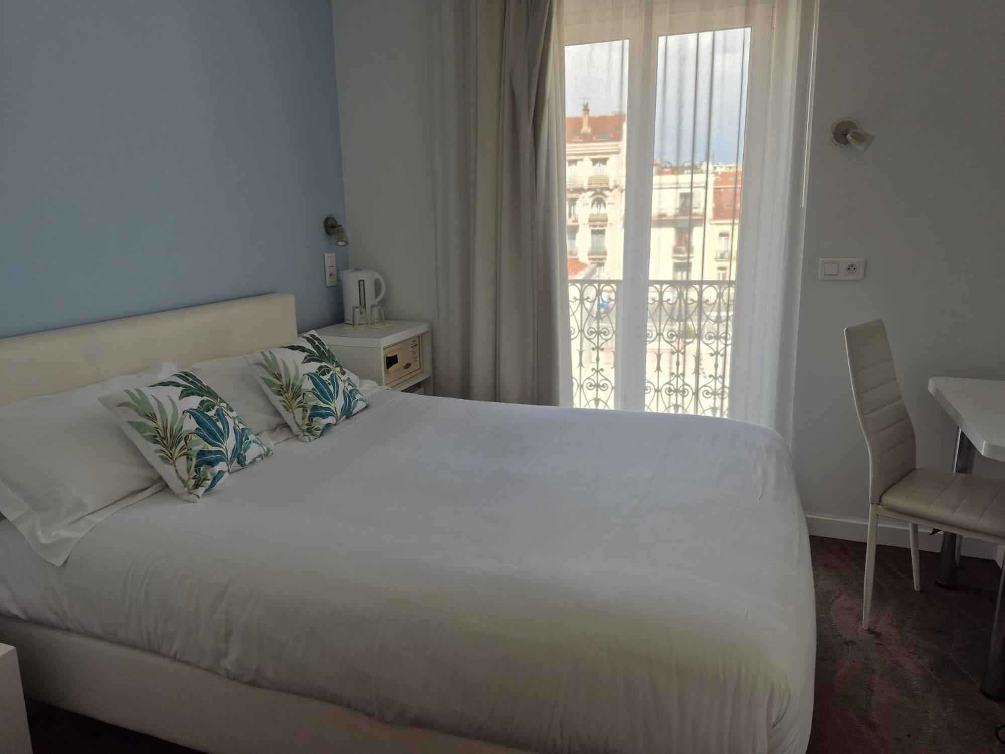 Hotel Ligure Cannes Exterior photo